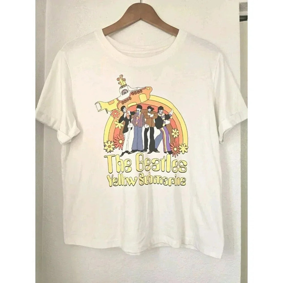 The Beatles Tops - The Beattles Yellow Submarine Crew Neck T Shirt Size XL Women's Short Sleeves